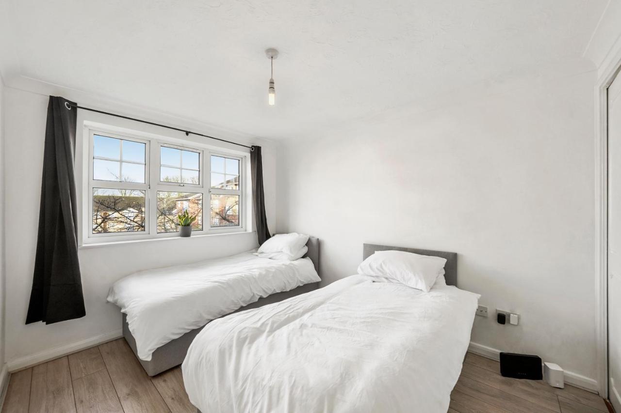 Апартаменты Cozy Luton Town Centre Retreat Экстерьер фото