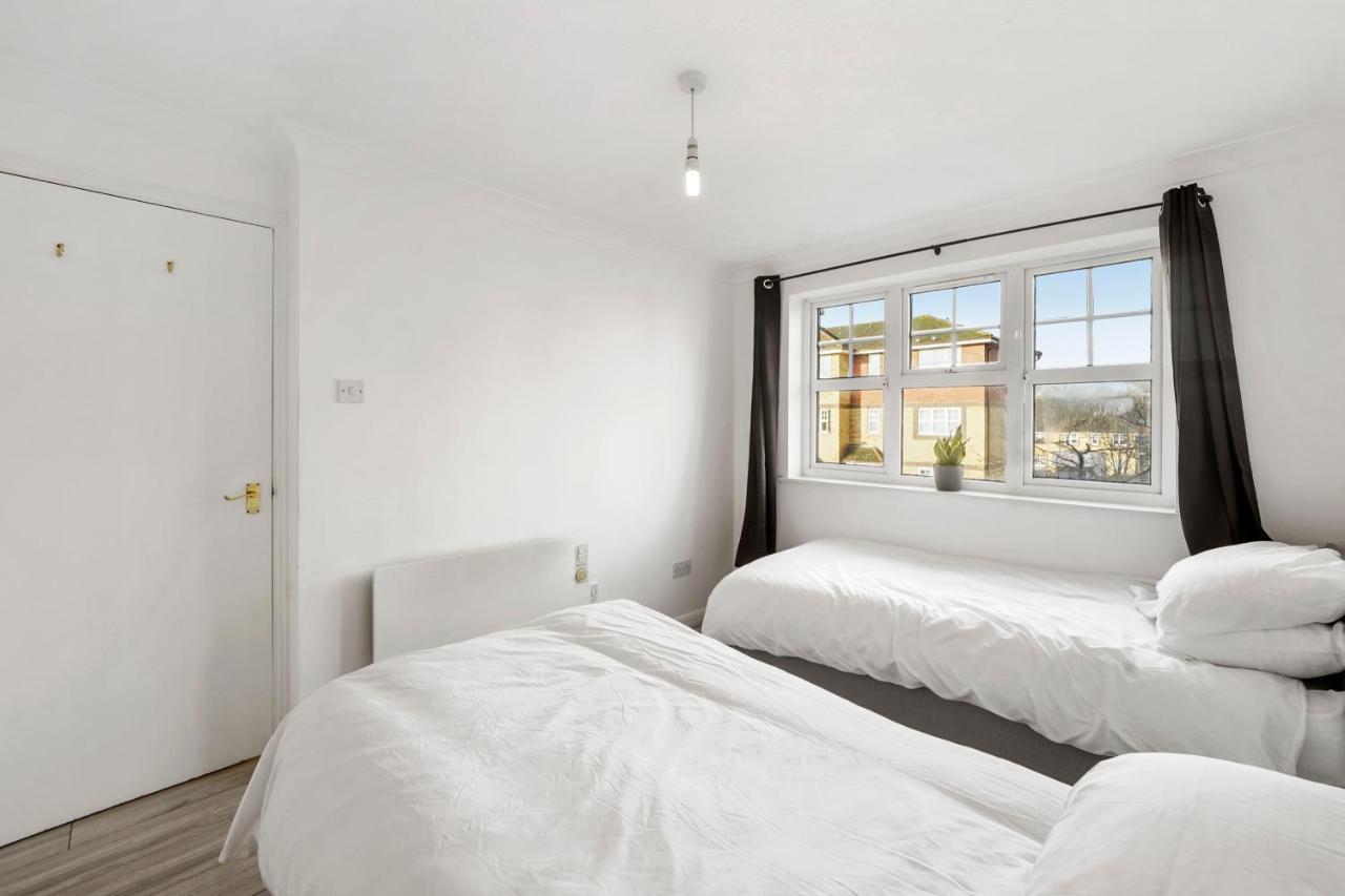 Апартаменты Cozy Luton Town Centre Retreat Экстерьер фото